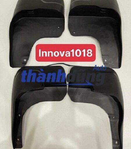 CHẮN BÙN BÁNH TOYOTA INNOVA 2022