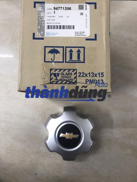 NẮP CHỤP MAY Ơ CHEVROLET COLORADO 2013-2017