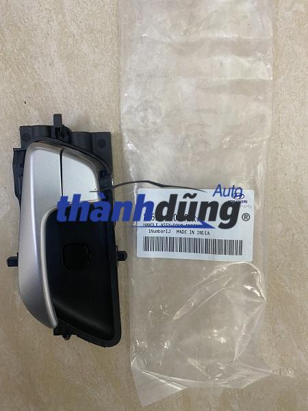 TAY MỞ CỬA TRONG TRÁI HYUNDA I20 2018