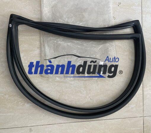 GIOĂNG VIỀN CHÂN KÍNH CHẮN GIÓ HYUNDAI PORTER 2