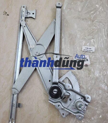 COMPA NÂNG KÍNH TOYOTA HIACE