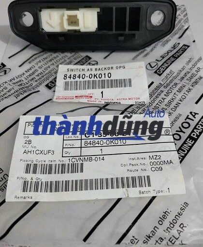 CÔNG TẮC MỞ CỐP TOYOTA HIGHLANDER