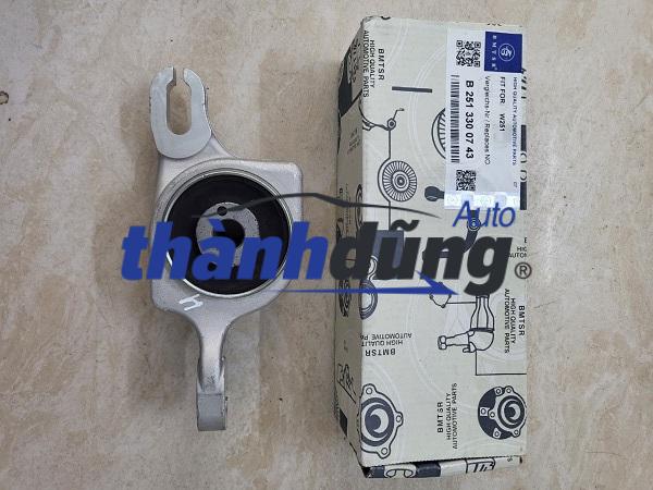 CAO SU CÀNG A DƯỚI MERCEDES R63 AMG