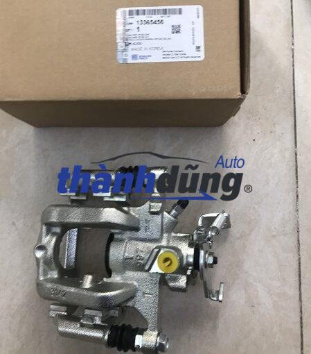 ĐÙM THẮNG SAU CHEVROLET CRUZE 2010