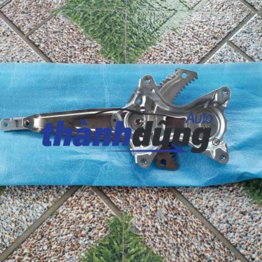 COMPA LÊN KÍNH MITSUBISHI ATTRAGE