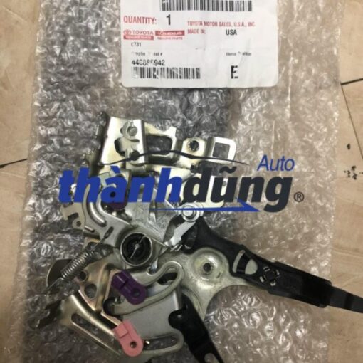 Ổ NGẬM KHÓA CỬA FORTUNER