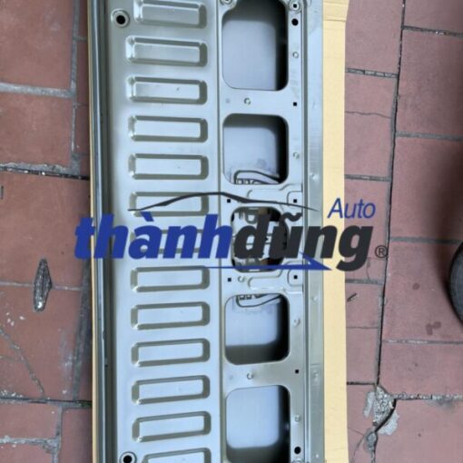 CÁNH CỬA THÙNG SAU RANGER 2015