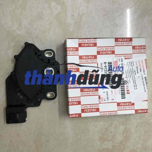 CÔNG TẮC BÁO SỐ XE ISUZU DMAX