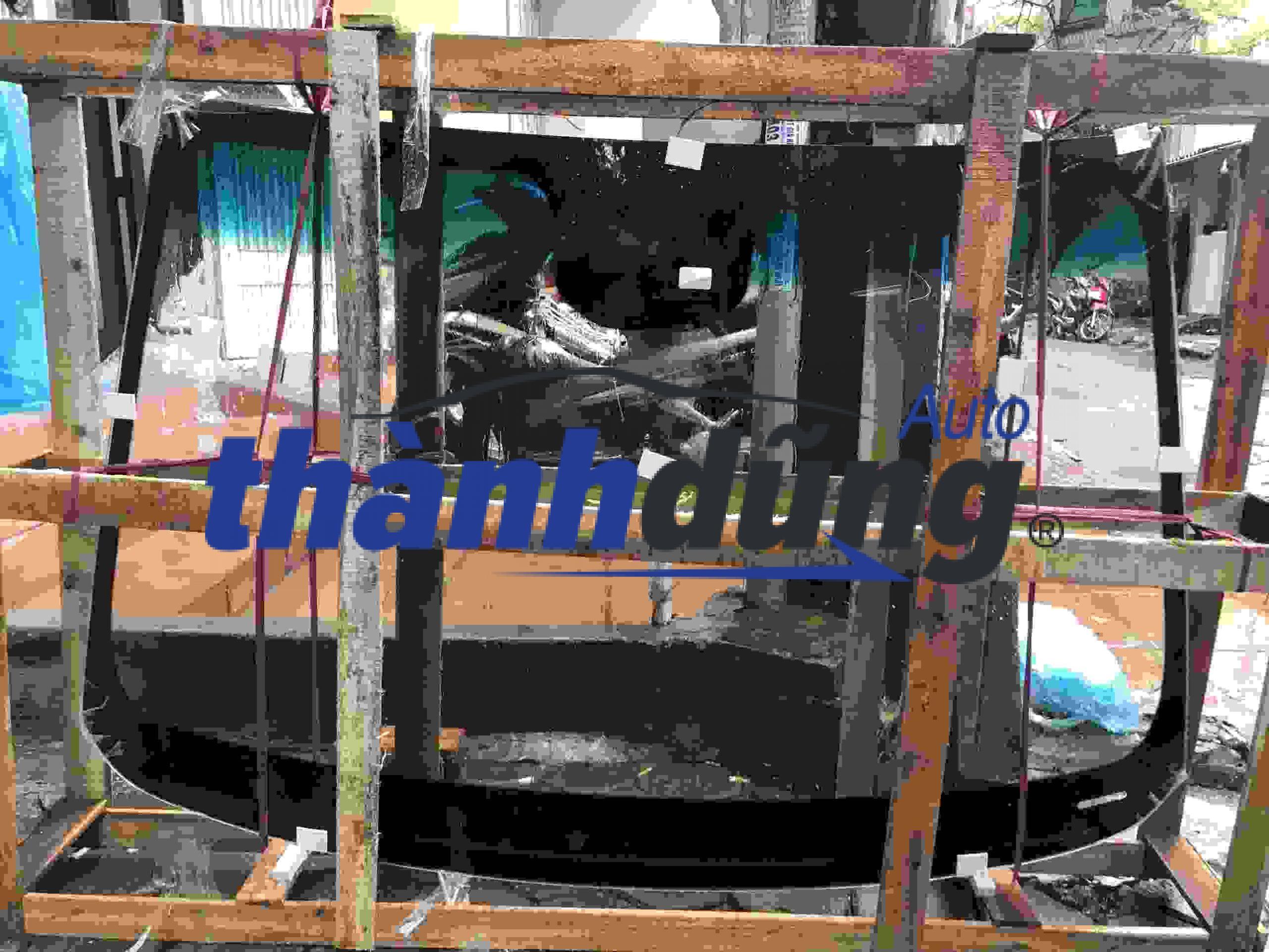 KÍNH CHẮN GIÓ CHEVROLET ORLANDO 2016