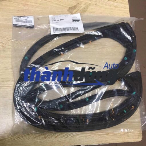 GIOĂNG CÁNH CỬA MAZDA 3