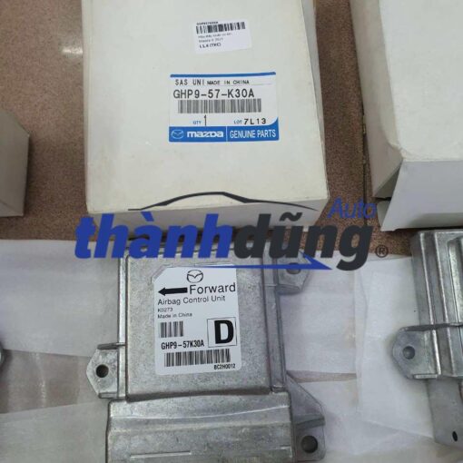 HỘP ĐIỀU KHIỂN TÚI KHÍ XE MAZDA 6 2013