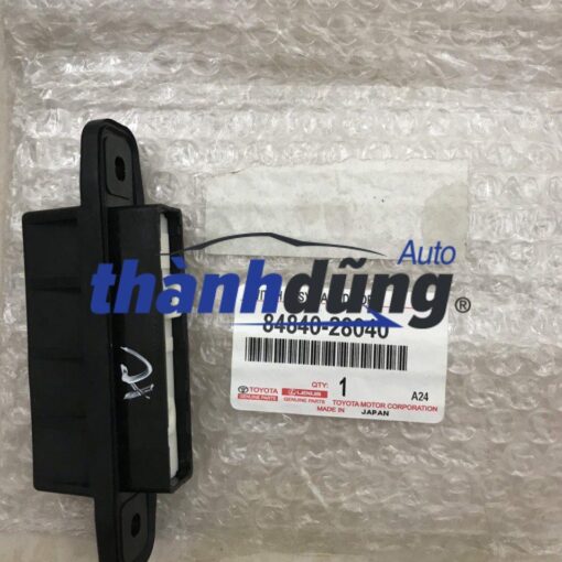 CÔNG TẮC MỞ CỐP HẬU SIENNA