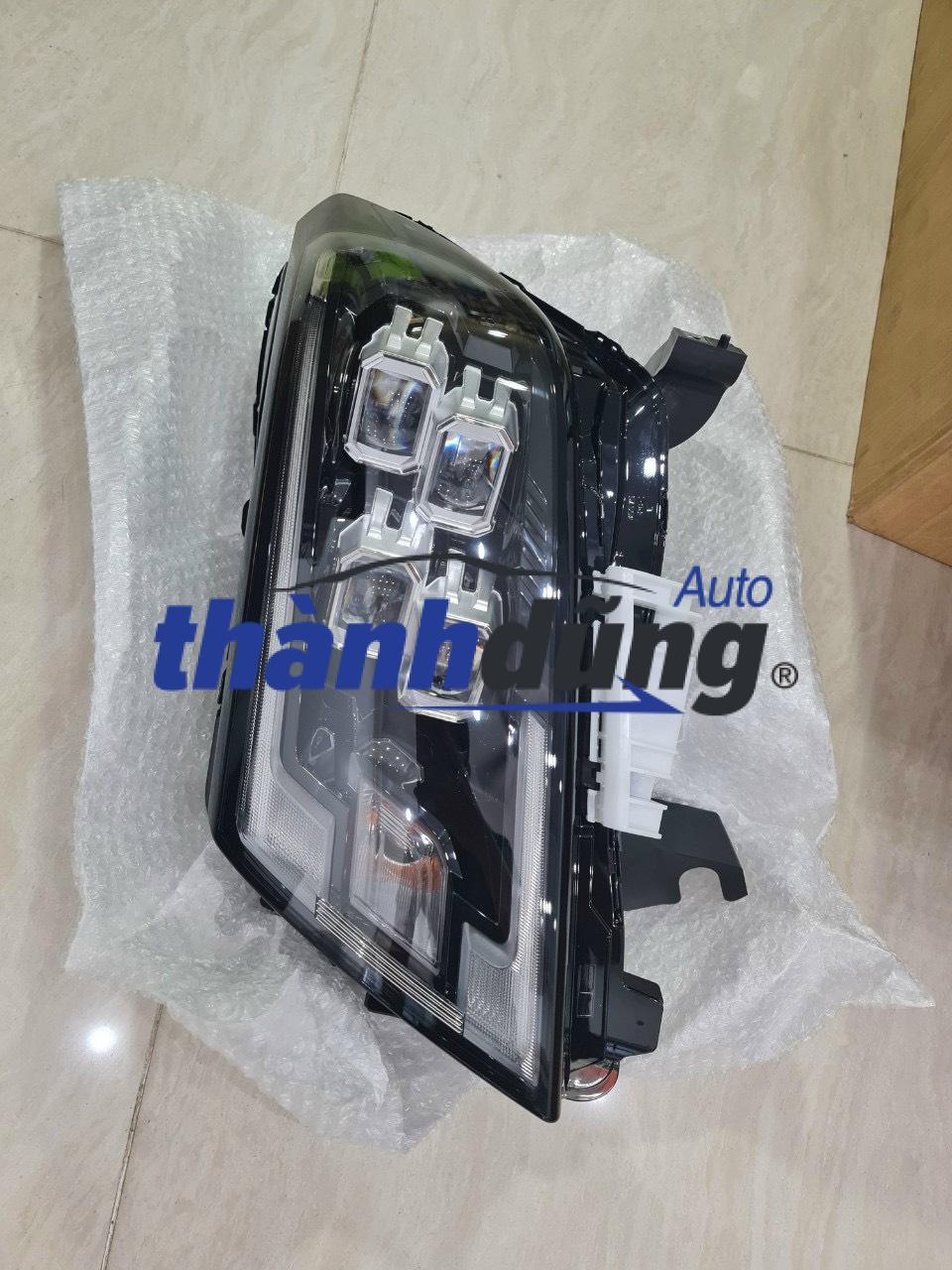 ĐÈN PHA NAVARA 2022