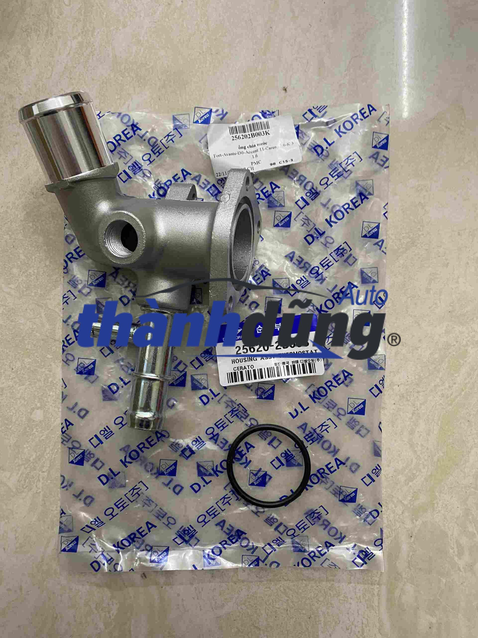 CÚT CHIA NƯỚC ACCENT