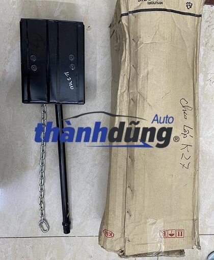 TREO LỐP DỰ PHÒNG KIA K2700 2011