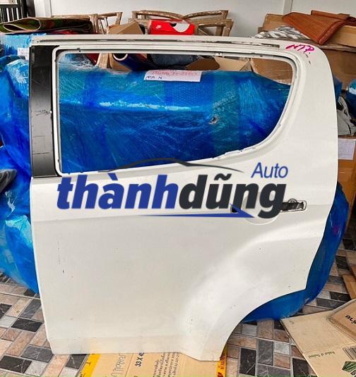 CÁNH CỬA ISUZU MUX 2020