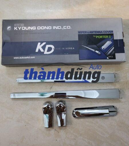 ỐP MẠ CẦN GẠT MƯA TRƯỚC KIA BONGO 3