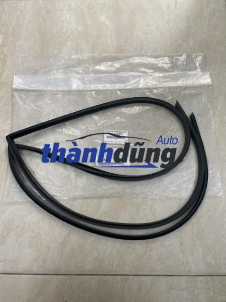 RON KÍNH CHẮN GIÓ TRƯỚC TOYOTA VIOS