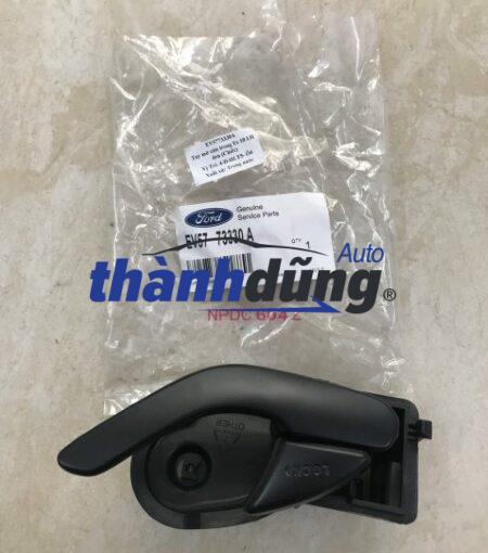 TAY MỞ CỬA TRONG FORD ESCAPE 2010