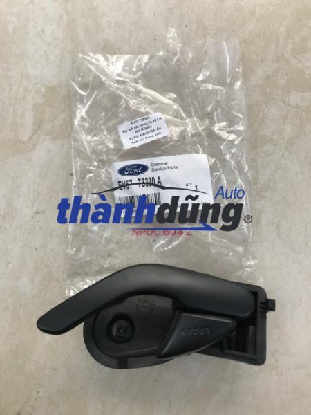 TAY MỞ CỬA TRONG FORD ESCAPE 2010