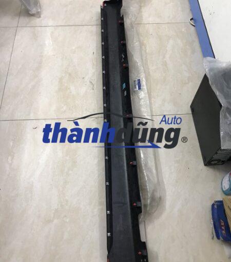 ỐP BA BU LÊ PHẢI HYUNDAI SANTAFE 2009