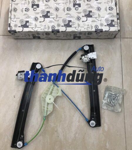 COMPA LÊN XUỐNG KÍNH MERCEDES C63 AMG