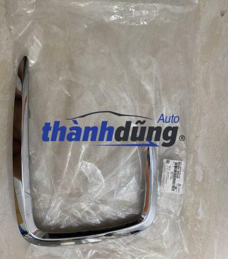 VIỀN MẠ ỐP ĐÈN GẦM TRÁI KIA SEDONA 2021