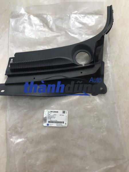 ỐP CHÂN KÍNH CHẮN GIÓ PHỤ XE CHEVROLET SPARK