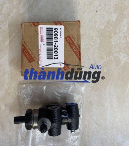 CHIA NHỚT THẮNG TOYOTA LAND CRUISER 2002