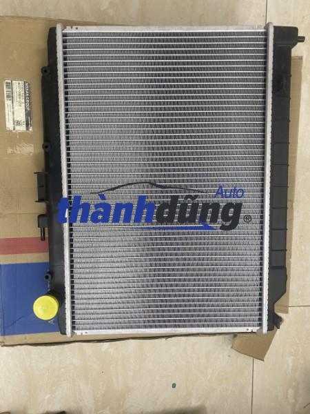 KÉT NƯỚC XE NISSAN URVAN 2008