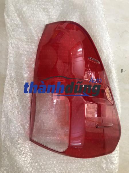 ỐP MẶT ĐÈN HẬU XE TOYOTA HILUX 2018