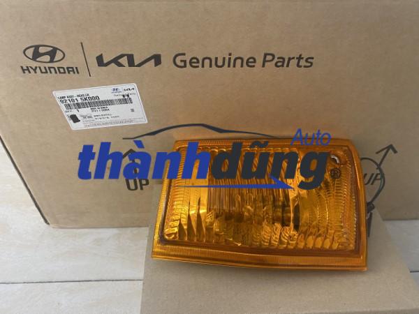 ĐÈN XI NHAN XE HYUNDAI HD800