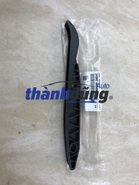 TỲ XÍCH CAM NHỰA DÀI KIA BONGO 3