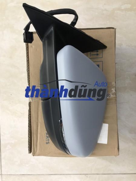 KÍNH CHIẾU HẬU PHẢI MG HS | 10423811