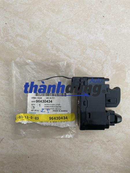 CÔNG TẮC LÊN KÍNH TRƯỚC PHẢI DAEWOO MANGUS | 96430434