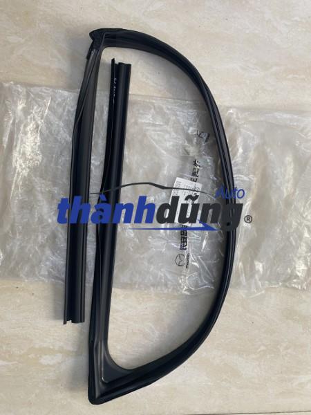 RON LÊN KÍNH TRƯỚC TRÁI MAZDA 3 | BKC359605A