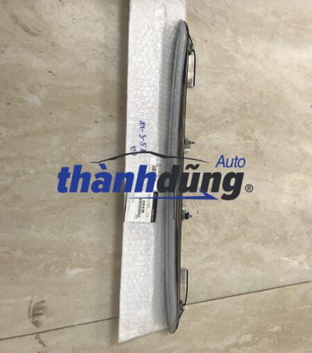 NẸP MẠ CỐP SAU MITSUBISHI PAJERO 2008-2015 | 8341A108