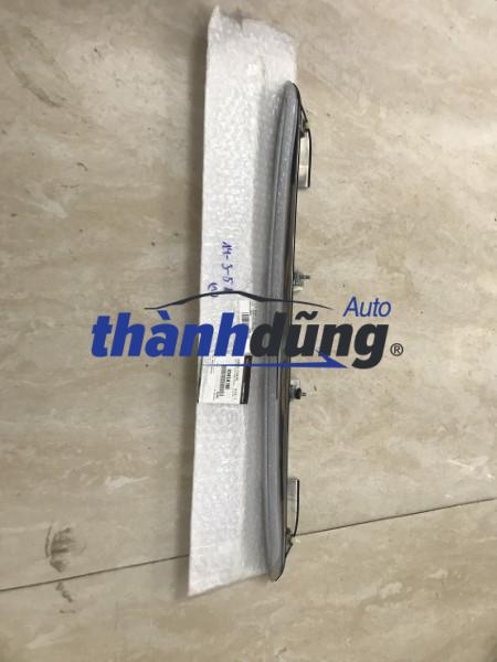 NẸP MẠ CỐP SAU MITSUBISHI PAJERO 2008-2015 | 8341A108