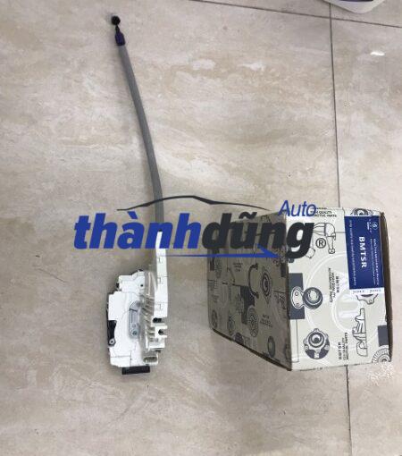 Ổ NGẬM KHÓA CỬA TRƯỚC TRÁI MERCEDES C250 2009-2015 | 2047201535