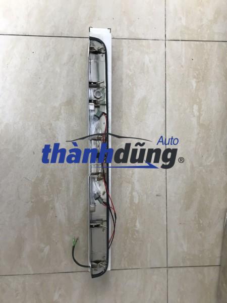 NẸP MẠ CỐP HẬU TOYOTA HIACE 2011 | 7680126210