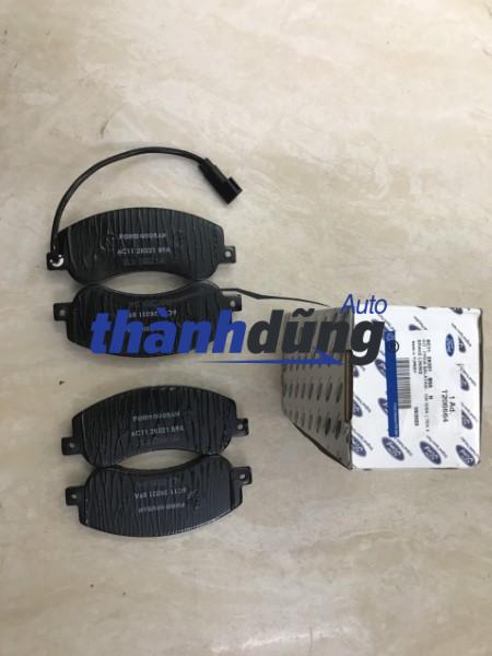 MÁ PHANH TRƯỚC FORD TRANSIT 2010