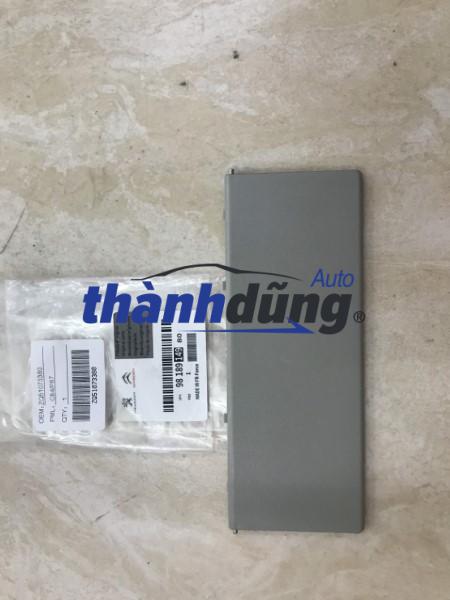 NẮP ĐẬY GƯƠNG CHẮN NẮNG PEUGEOT 5008