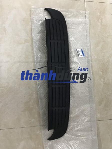 ỐP NHỰA TRÊN CẢN SAU FORD RANGER XLS 2019 | AB3917D822AC