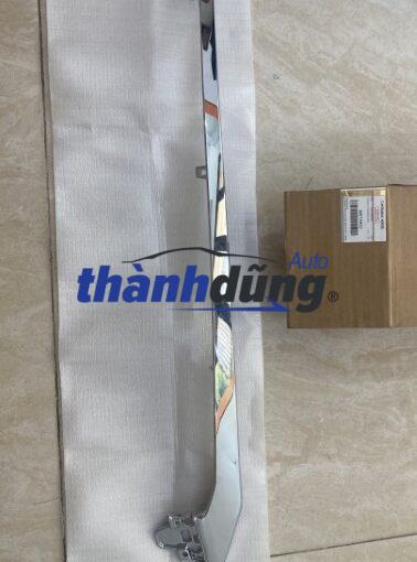 NẸP MẠ BA ĐỜ SỐC TRƯỚC PHẢI MITSUBISHI XPANDER 2023 | 6407A450