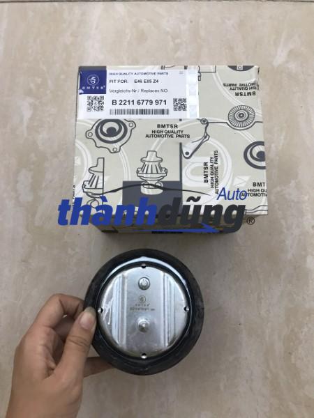 CAO SU CHÂN MÁY PHẢI BMW 316I 2001 | 22116779971