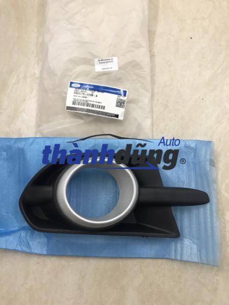 ỐP ĐÈN GẦM TRÁI FORD EVEREST 2009 | UK9E50C10