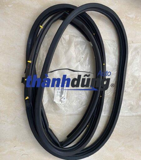 RON CÁNH CỬA HYUNDAI HD720 2006-2010 | 82120-7A004