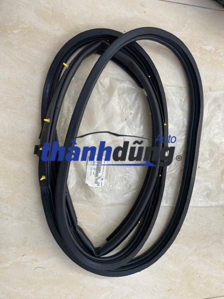 RON CÁNH CỬA HYUNDAI HD720 2006-2010 | 82120-7A004
