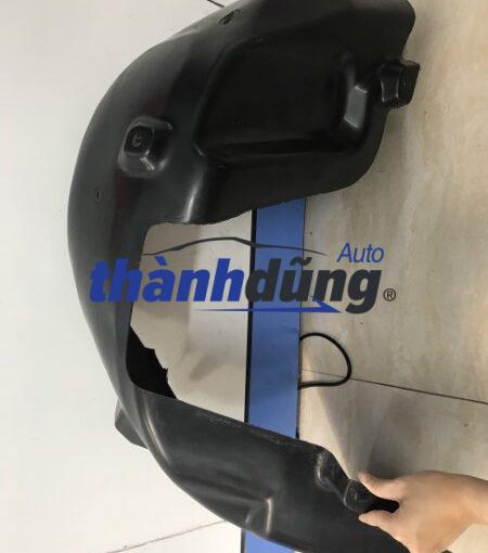 CHẮN BÙN LÒNG DÈ SAU CHEVROLET CRUZE 1.8L 2011