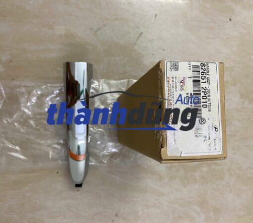 TAY MỞ CỬA NGOÀI TRƯỚC TRÁI KIA SORENTO